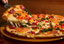 პიცის თხელი და ნაზი ცომის რეცეპტი, რომელიც არ მოითხოვს განსაკუთრებულ კულინარიულ ნიჭს.