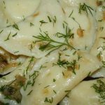 კრეატიული და ტრენდული კედლის პანელის დიზაინი მისაღებისა და საძინებლისთვის | შენი სუფრა