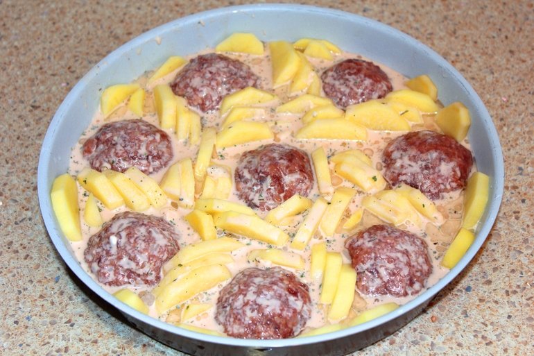 запеканка из ÑаÑÑа и каÑÑоÑелÑ